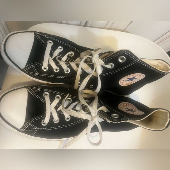 CONVERSE CHUCK TAYLOR ALL STAR HIGH TOP Sneaker M-9.5, W- 11.5 - Picture 11 of 16